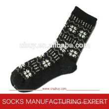 Lady′s Pattern Cotton Winter Socks